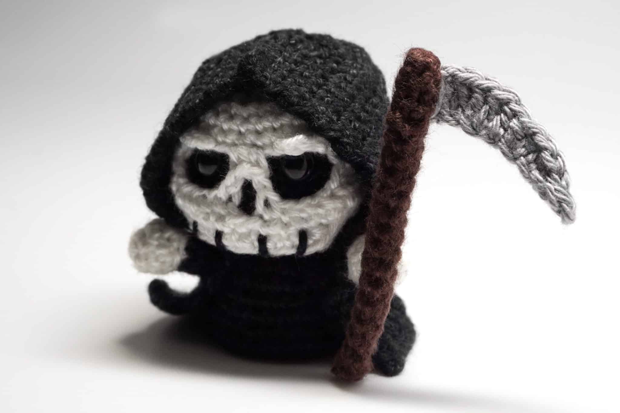 Amigurumi Grim Reaper Crochet Pattern | Supergurumi
