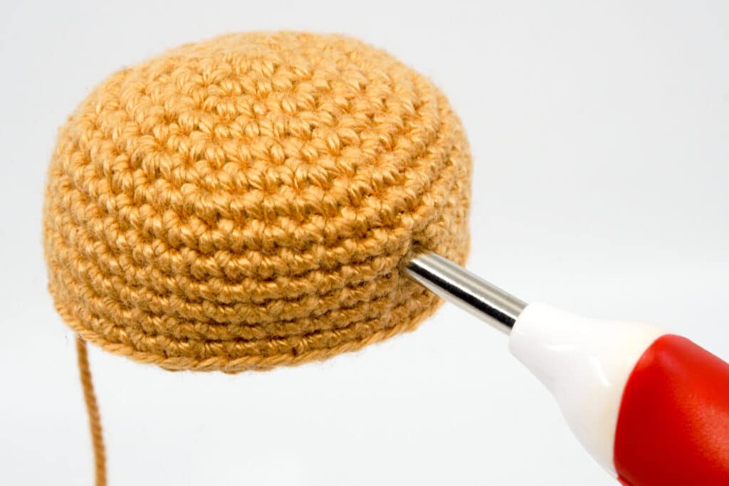 Some tips for attaching safety eyes & noses #amigurumi #howto 