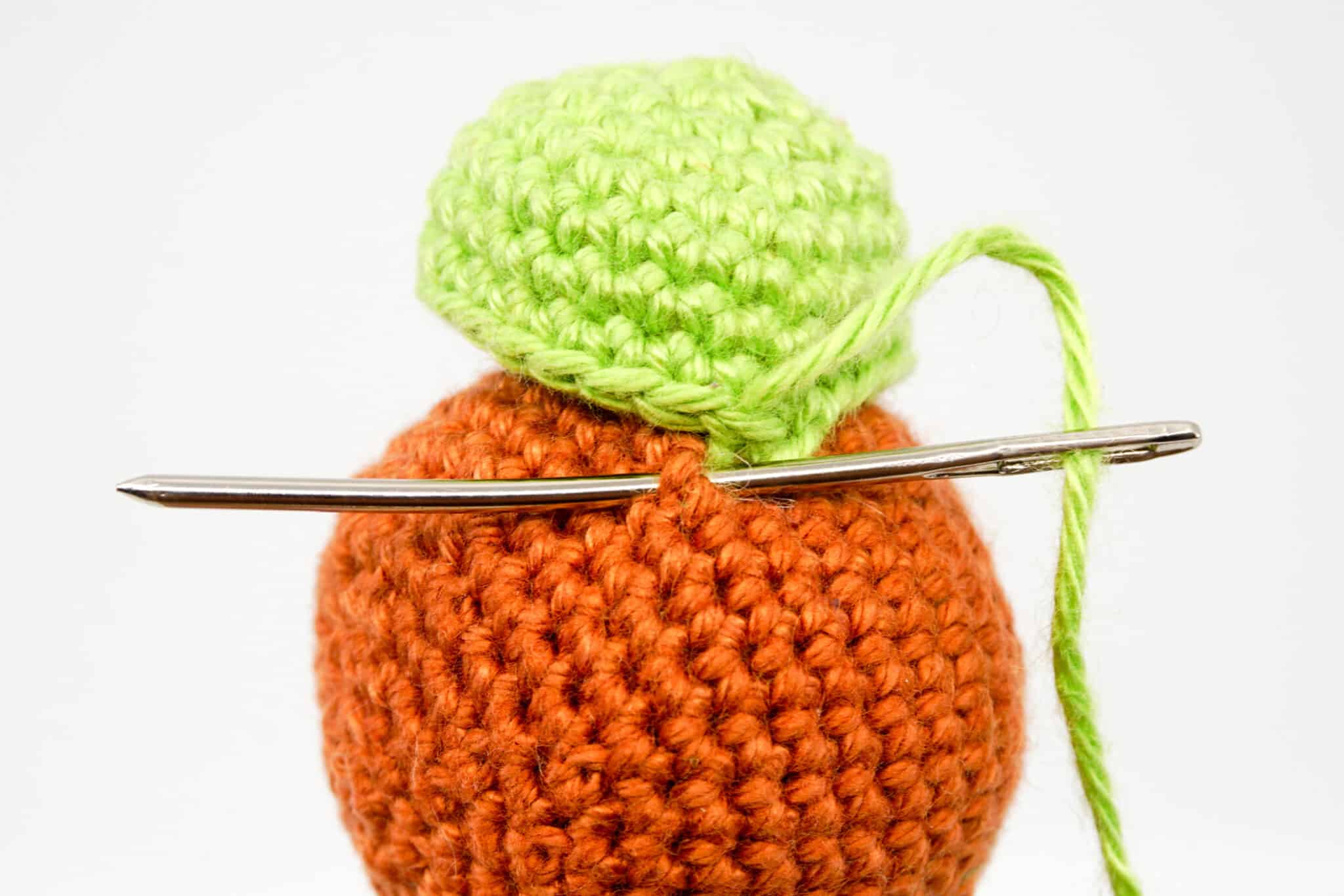 How to sew Amigurumi parts together | Supergurumi