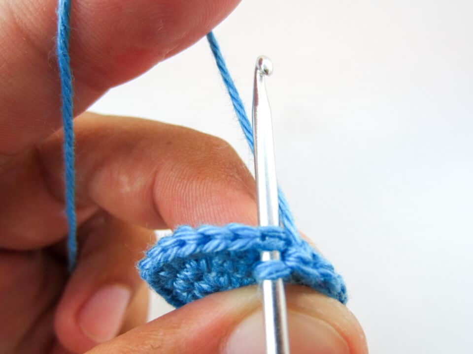 Crochet Thread Loop How to Crochet Loop Stitches | Supergurumi