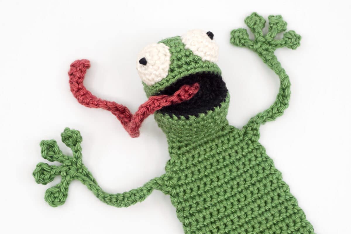 Tutoriel Marquepage Grenouille au Crochet « Grenoulivre » Supergurumi