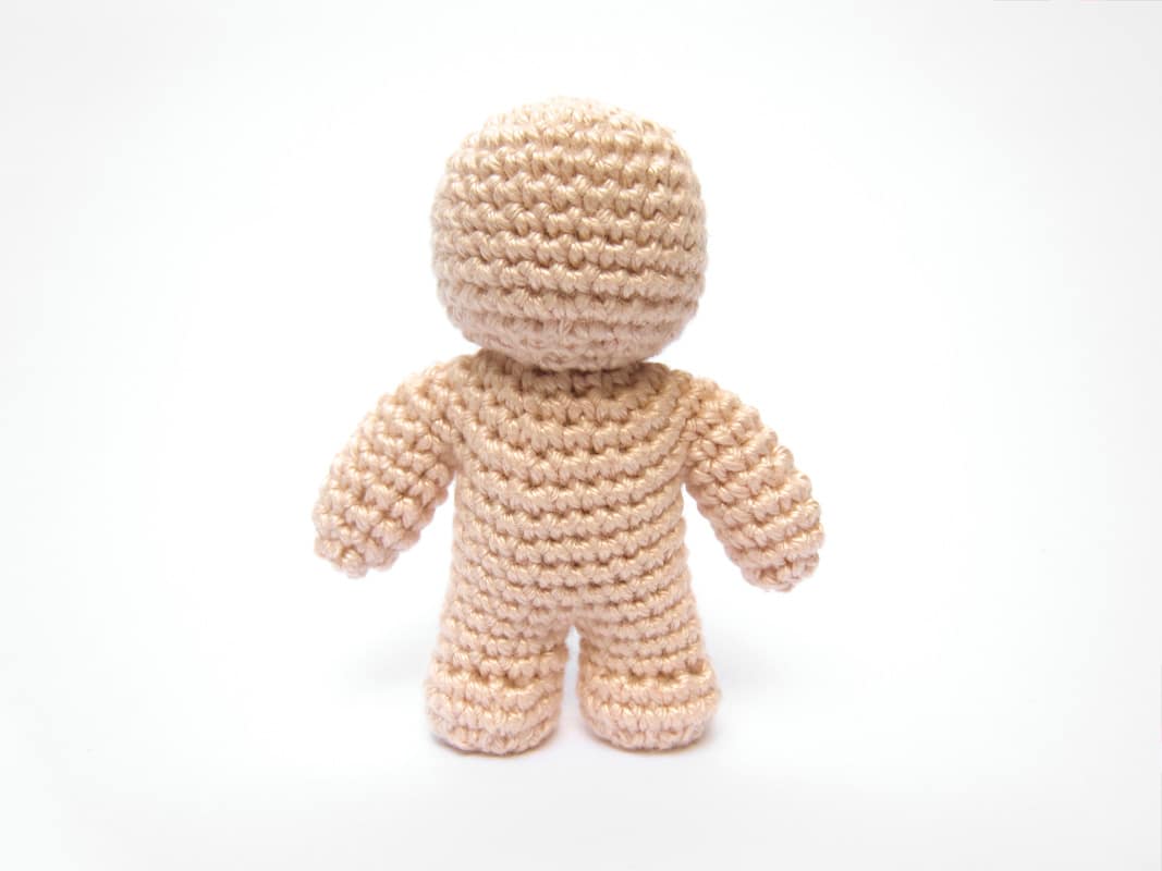 Poupée Au Crochet Faite Main – Environ 40 Cm – Fabrication Française